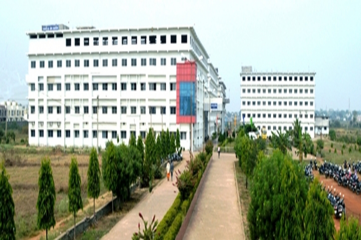 https://cache.careers360.mobi/media/colleges/social-media/media-gallery/22061/2019/6/10/Campus-View of Bharati College BIIT Durg_Campus-View.jpg
